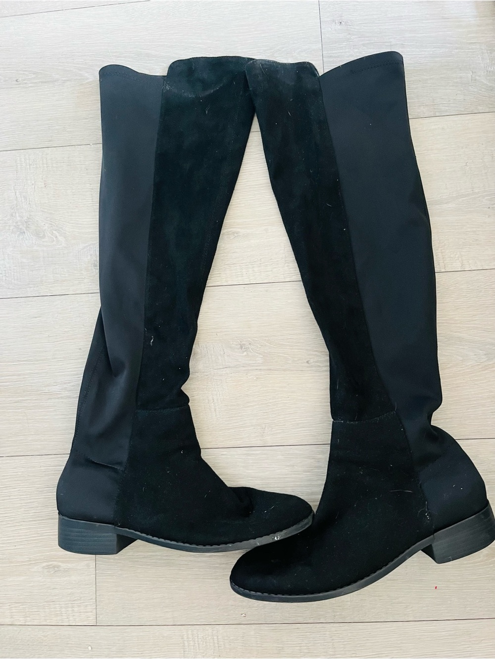 🖤 Forever 21 Black Knee-High Boots — Size 8.5